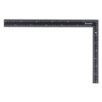 Угольник 600 мм цельнометаллический