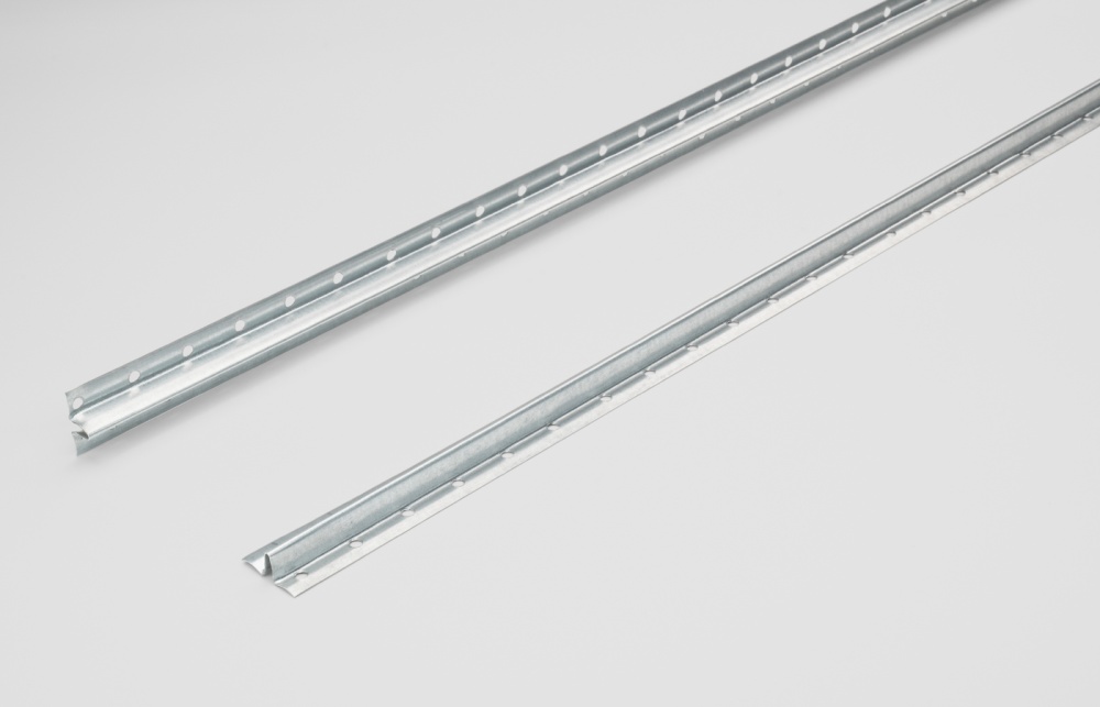 Профиль маячковый оцинкованный перфорированный 10мм KNAUF (30)