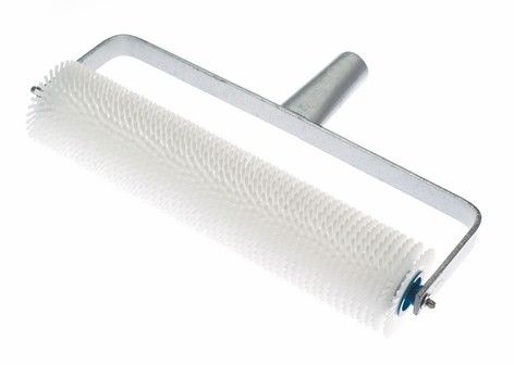 Валик игольчатый для наливных полов 600мм высота иглы 41мм острая игла