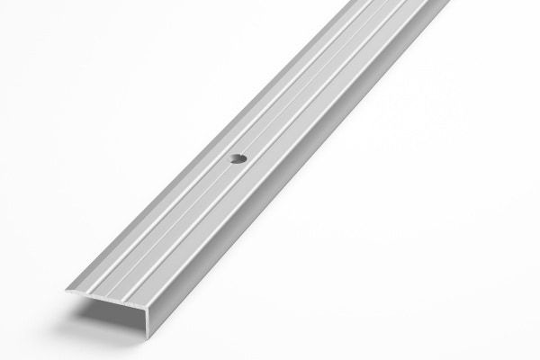 Порог угловой серебро 24*10*0,9 (ПУ 01.900.01п)